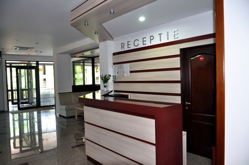 Fațadă Hotel Miraj